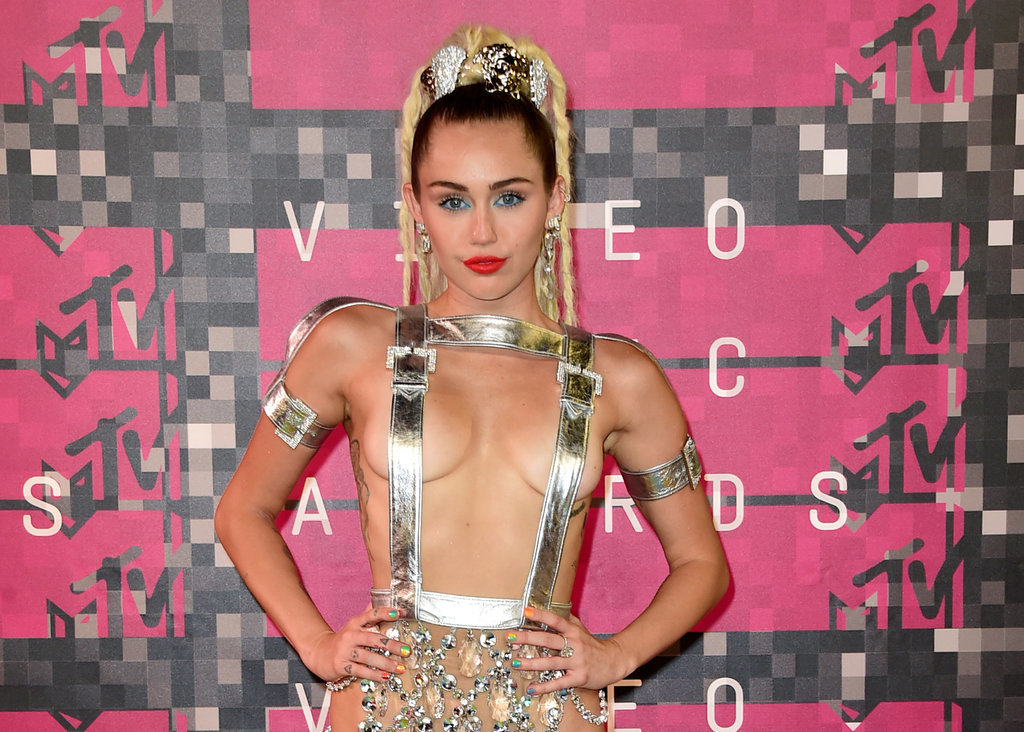 Miley-Cyrus-Hair-MTV-VMAs-2015