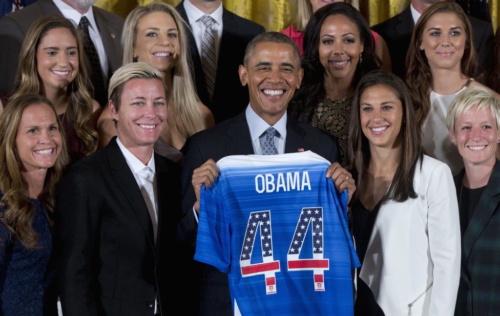 Obama with USWNT team
